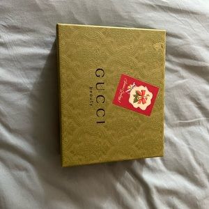 Gucci guilty gift set